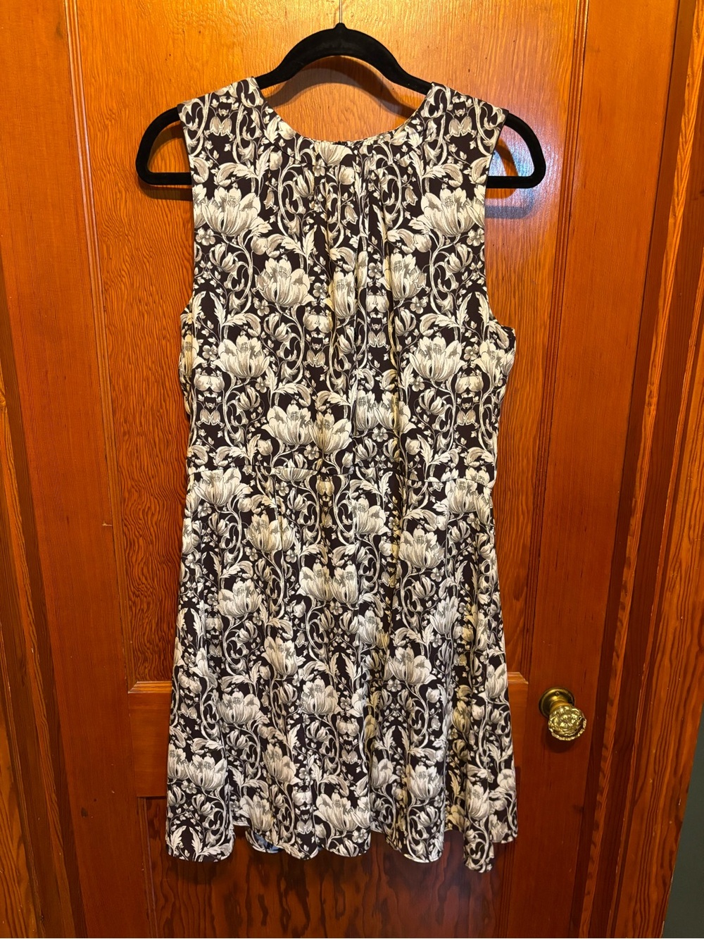Banana Republic Black and Cream Floral Midi Dress